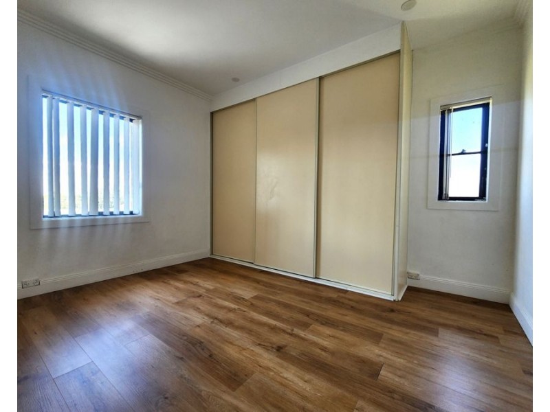 16 Olive Crescent, Peakhurst NSW 2210