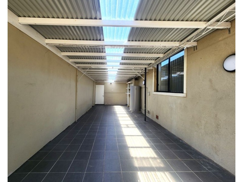 16 Olive Crescent, Peakhurst NSW 2210