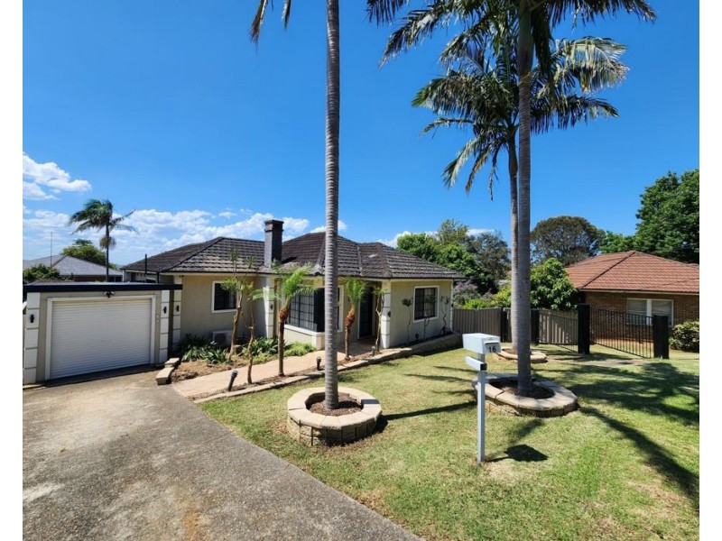 16 Olive Crescent, Peakhurst NSW 2210