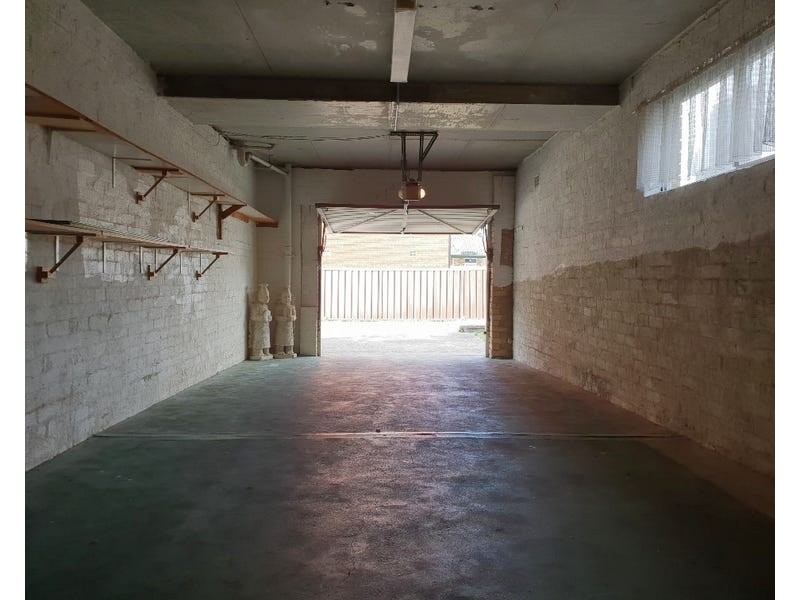 2/15 Gladstone Street, Bexley NSW 2207