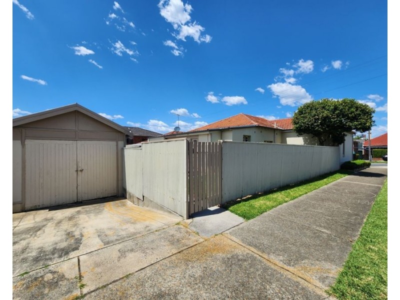 112 Willison Road, Carlton NSW 2218