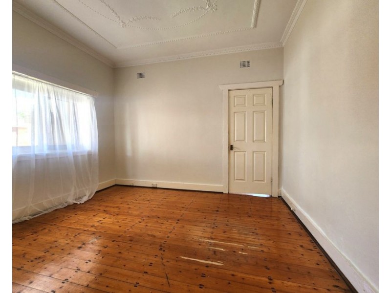 112 Willison Road, Carlton NSW 2218