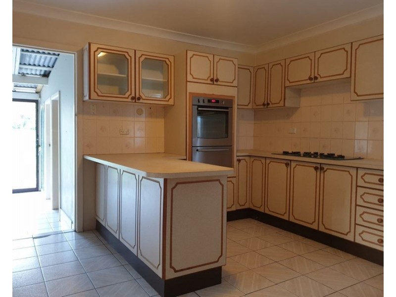 212 West Street, Blakehurst NSW 2221