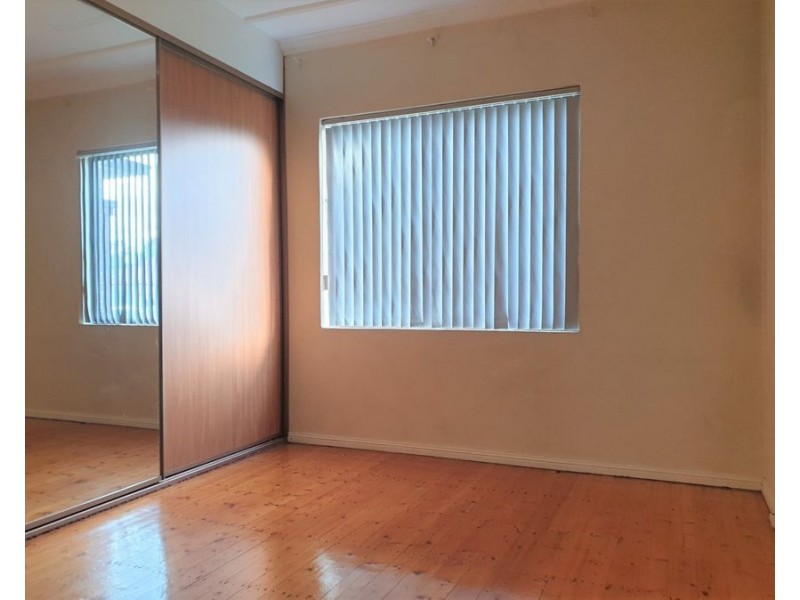 212 West Street, Blakehurst NSW 2221