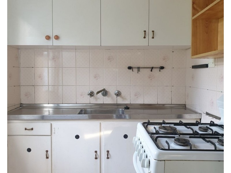 212 West Street, Blakehurst NSW 2221