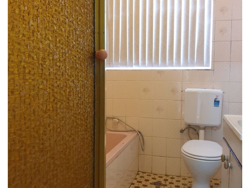 212 West Street, Blakehurst NSW 2221