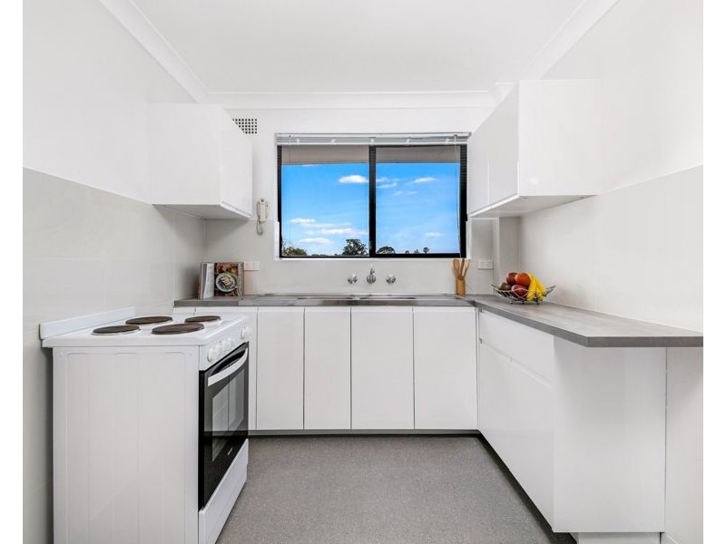 8/2-4 Seventh Avenue, Campsie NSW 2194
