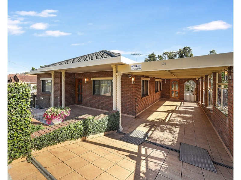 164 Slade Road, Bardwell Park NSW 2207