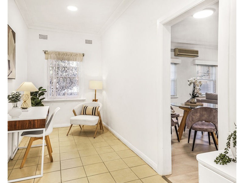 16 Slade Road, Bardwell Park NSW 2207