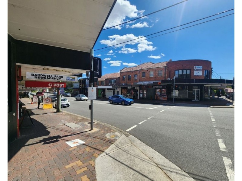 14 Slade Road, Bardwell Park NSW 2207