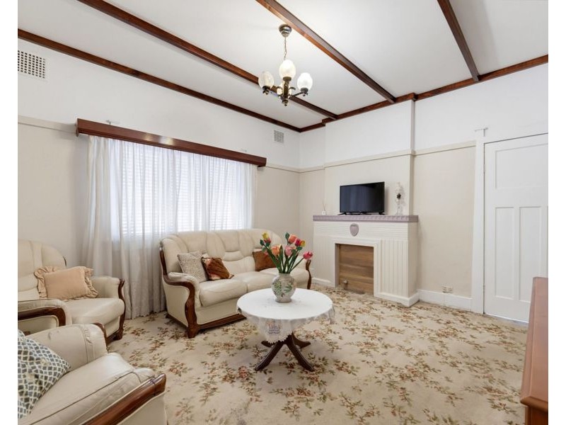 72 Yangoora Road, Lakemba NSW 2195