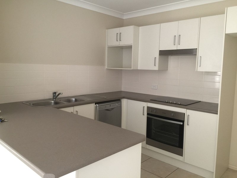 16 Niven Parade, Rutherford NSW 2320