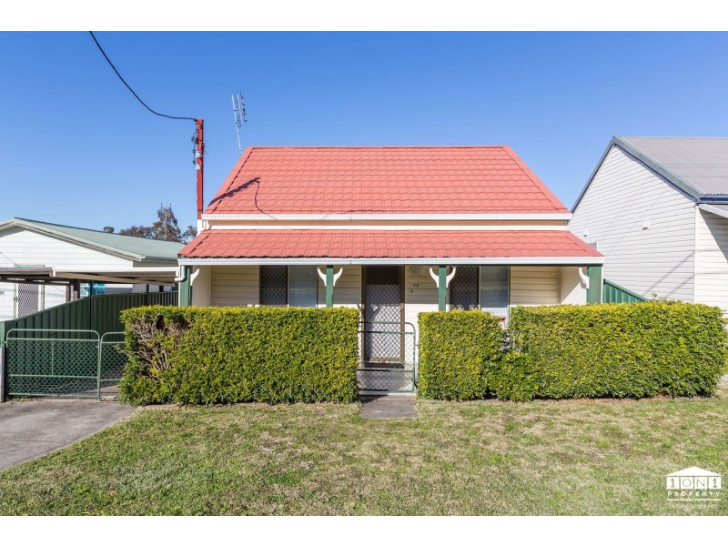 33 Tighes Terrace, Tighes Hill NSW 2297