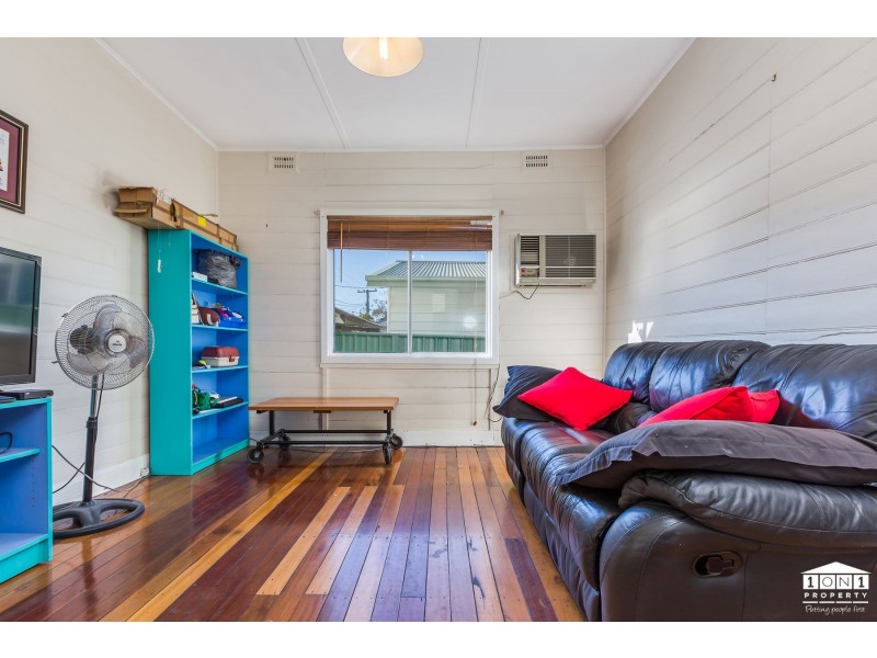 33 Tighes Terrace, Tighes Hill NSW 2297