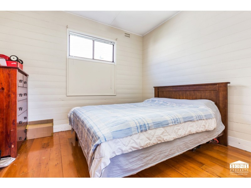 33 Tighes Terrace, Tighes Hill NSW 2297