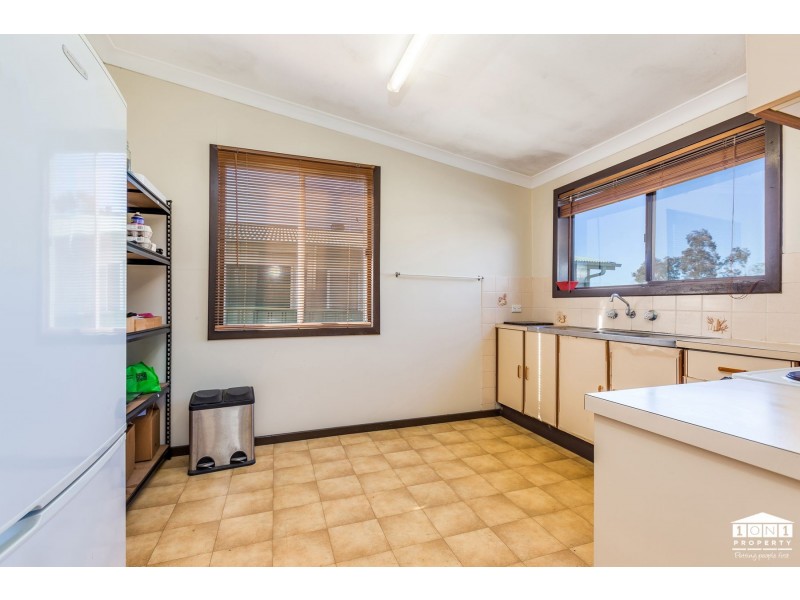33 Tighes Terrace, Tighes Hill NSW 2297