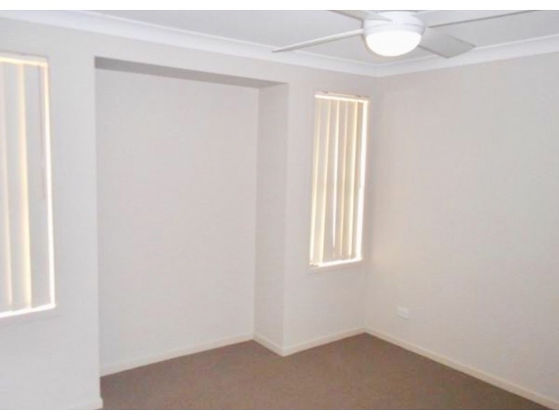 36 Cleveland Street, Cameron Park NSW 2285