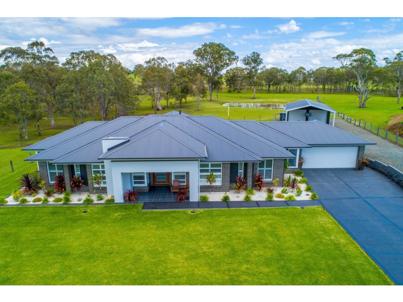 14 Carnival Close, Windella NSW 2320