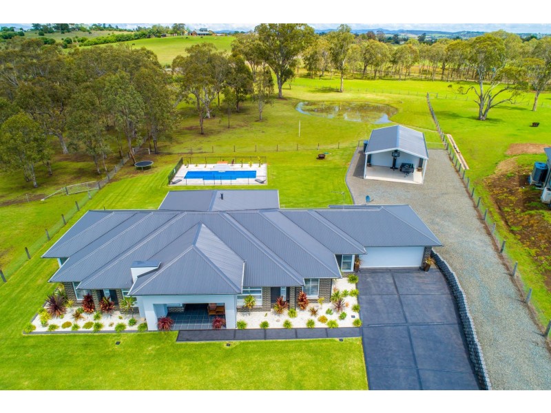 14 Carnival Close, Windella NSW 2320