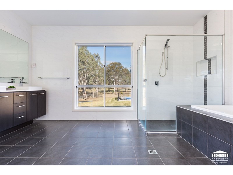 14 Carnival Close, Windella NSW 2320