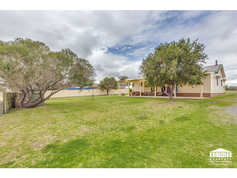 65 Charles Street, Abermain NSW 2326