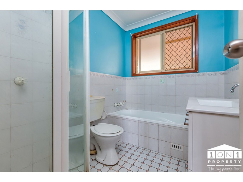 52 Michael Hill Avenue, Woodberry NSW 2322