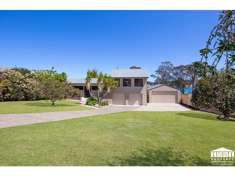 114 Sealand Road, Fishing Point NSW 2283