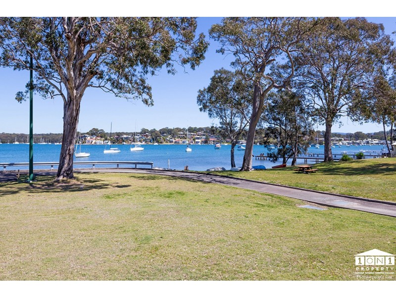 114 Sealand Road, Fishing Point NSW 2283