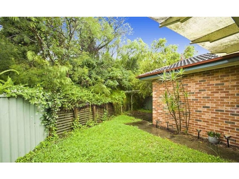 10/10 Downing Street, Charlestown NSW 2290