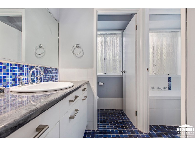 4 Starboard Close, Rathmines NSW 2283