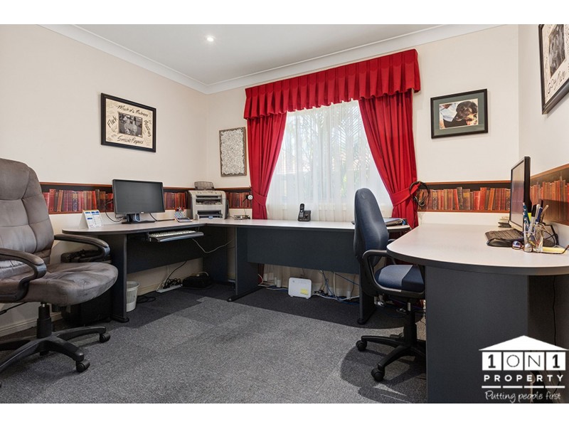 10  Halloran Way, Raymond Terrace NSW 2324