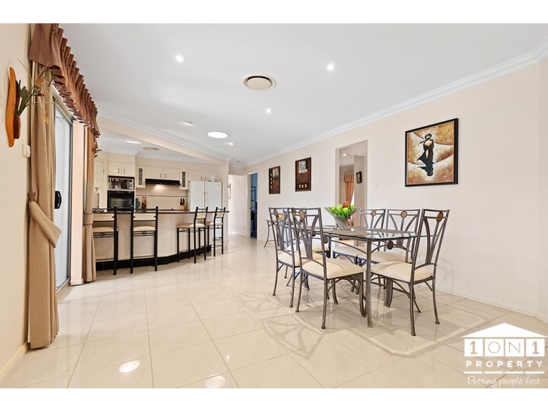 10  Halloran Way, Raymond Terrace NSW 2324
