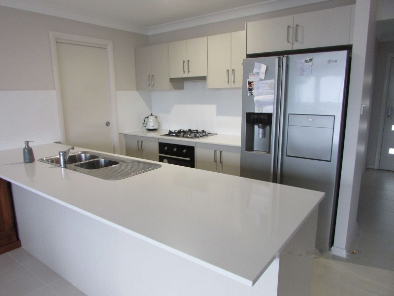 17 Snipe Street, Fletcher NSW 2287