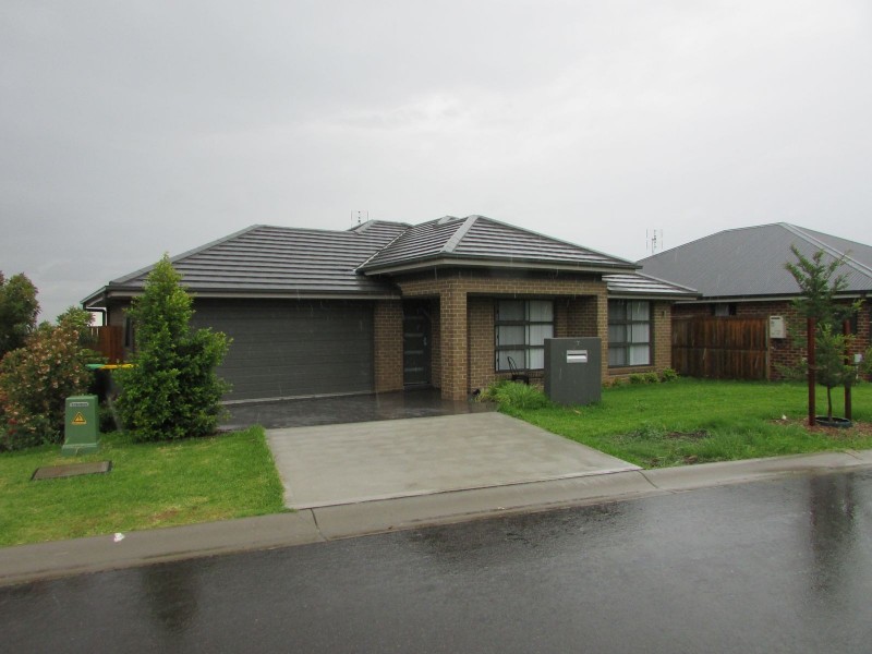 17 Snipe Street, Fletcher NSW 2287