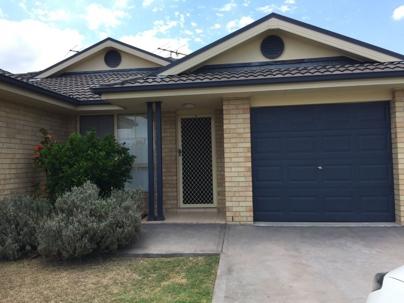 2/33 McMullins Road, East Branxton NSW 2335