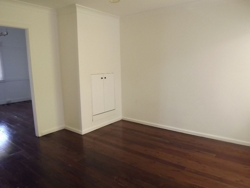 2 Ivy Street, Islington NSW 2296