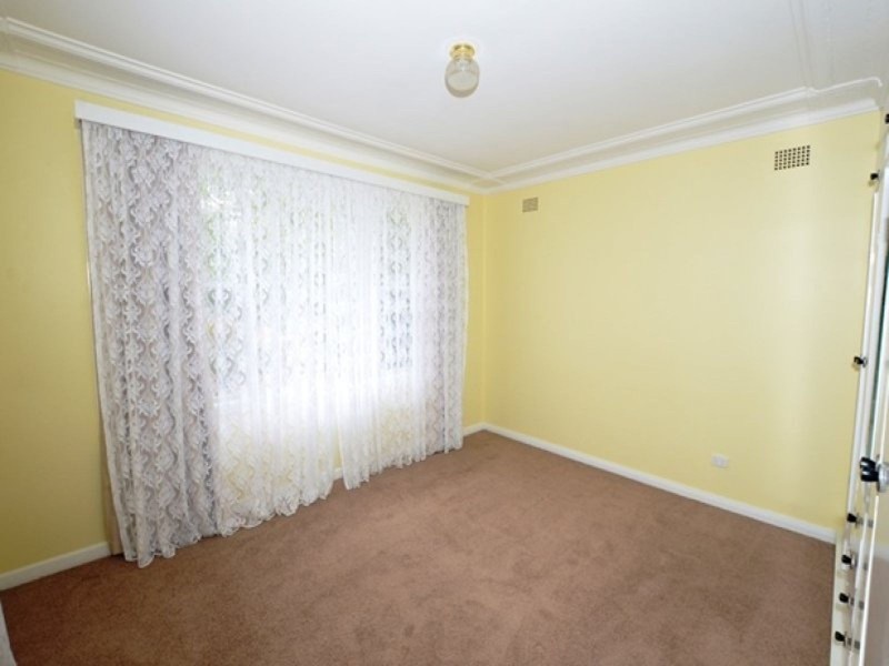 36 Hillcrest Avenue, Highfields NSW 2289