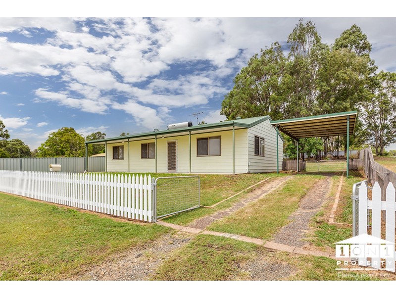 14 Bell Street, Greta NSW 2334