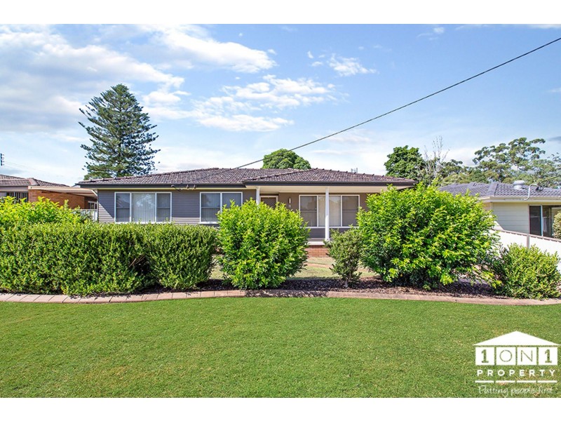 8 Silver Wattle Drive, Medowie NSW 2318
