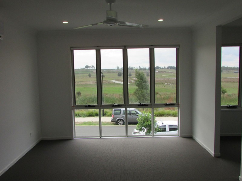 57 Barr Promenade, Thornton NSW 2322