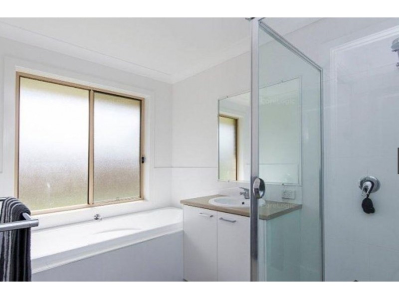 18 Zinfandel Circuit, Cessnock NSW 2325