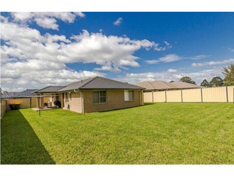 18 Zinfandel Circuit, Cessnock NSW 2325