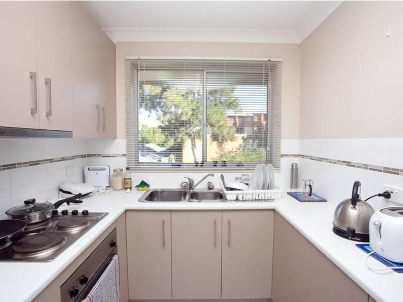 4/31 Edward Street, Charlestown NSW 2290
