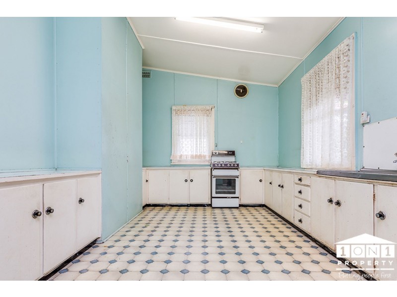 24 Roslyn Avenue, Islington NSW 2296