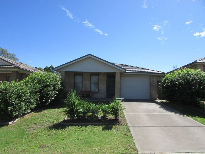 17 Arrowgrass Street, Aberglasslyn NSW 2320