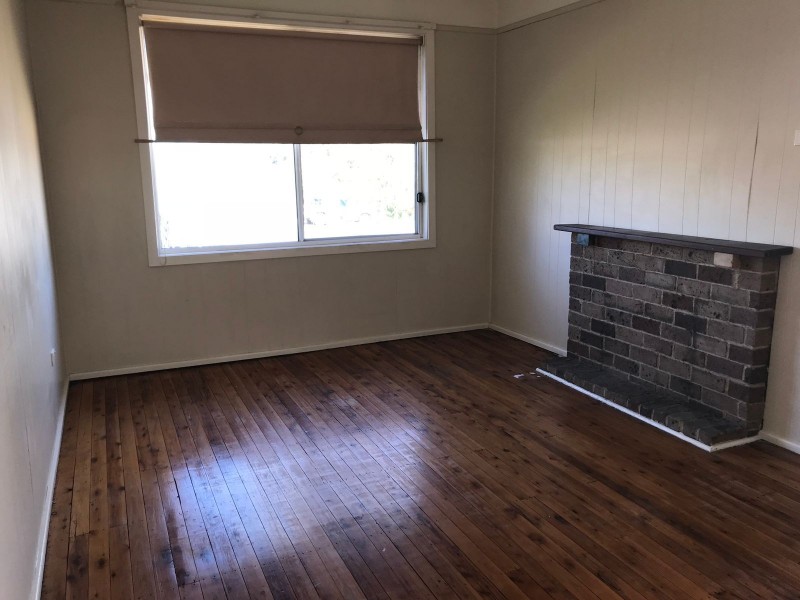 306 Lake Road, Glendale NSW 2285