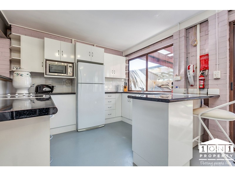 44 Dalwood Close, Eleebana NSW 2282
