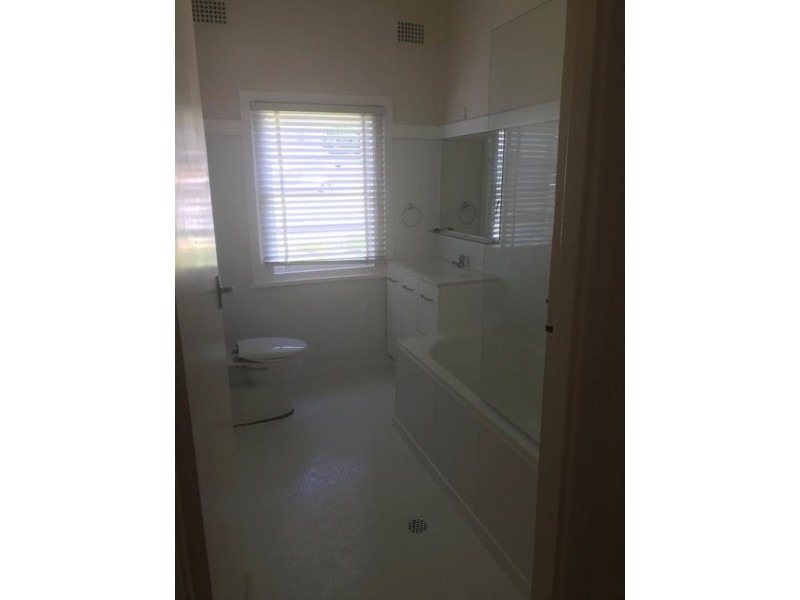 26 James Street, Warners Bay NSW 2282