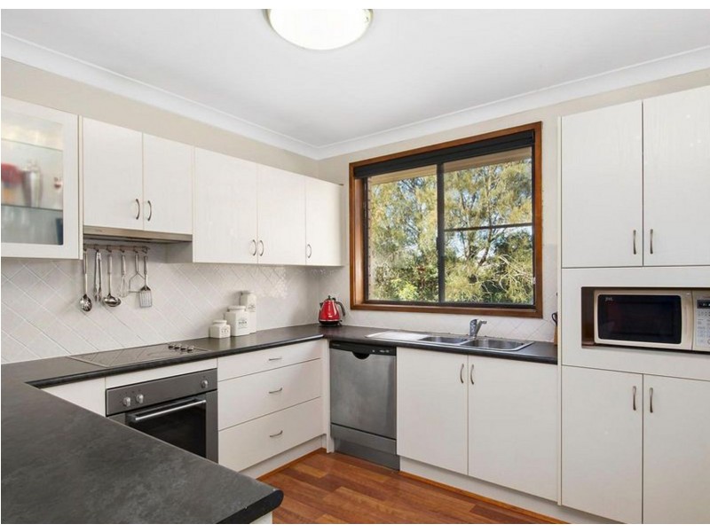 10/17 Campbell Street, Warners Bay NSW 2282