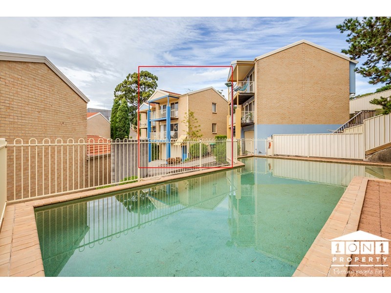 1/13 Roberts Street, Charlestown NSW 2290